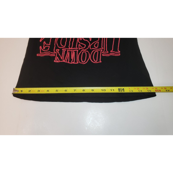 Stranger Things Upside Down Shirt M - Picture 10 of 10